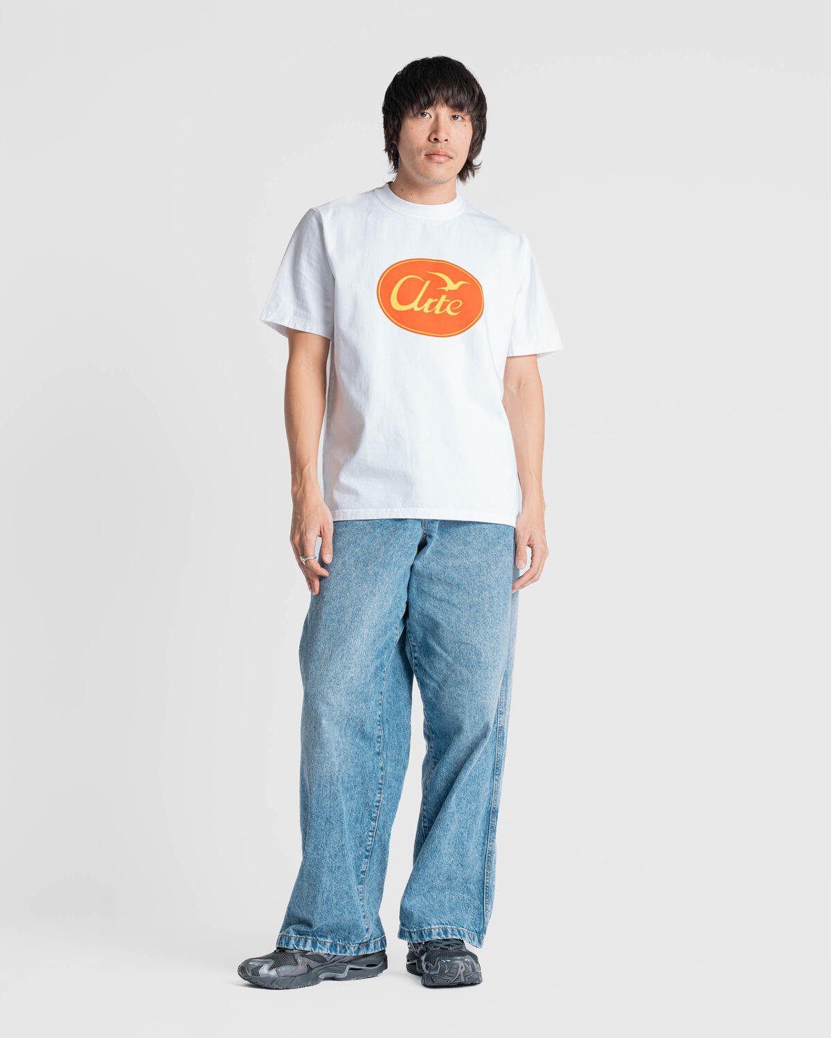 Tシャツ・カットソー Arte Antwerp SMALL CIRCLED BIRD LOGO T-SHIRT Arte Antwerp Big circled bird logo t - Icse2014Shops STORE